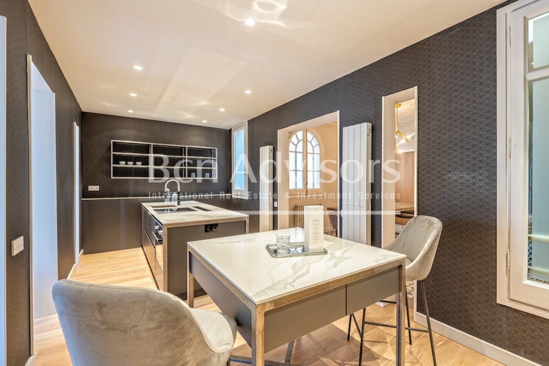 Apartment in Eixample, Barcelona, Spain 5 - 16692941