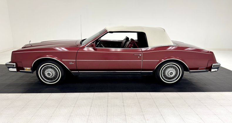 Cabriolet in Morgantown, United States 3 - 16700557