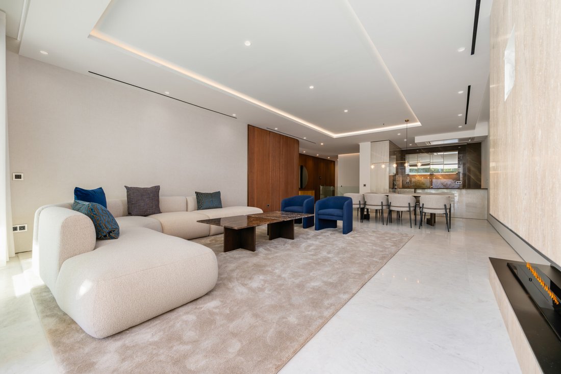 Apartment in Marbella, Andalusia, Spain 2 - 16701059