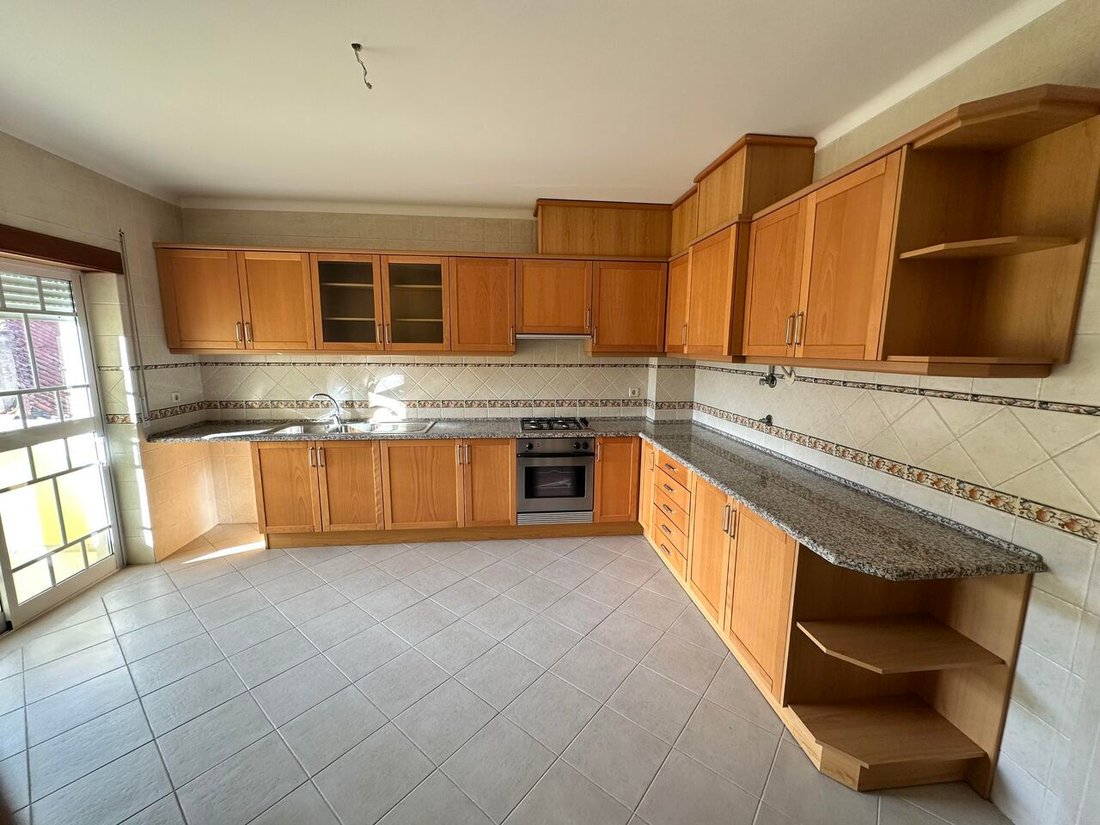 Apartment in Sao Joao Baptista, Santarem District, Portugal 2 - 16700901