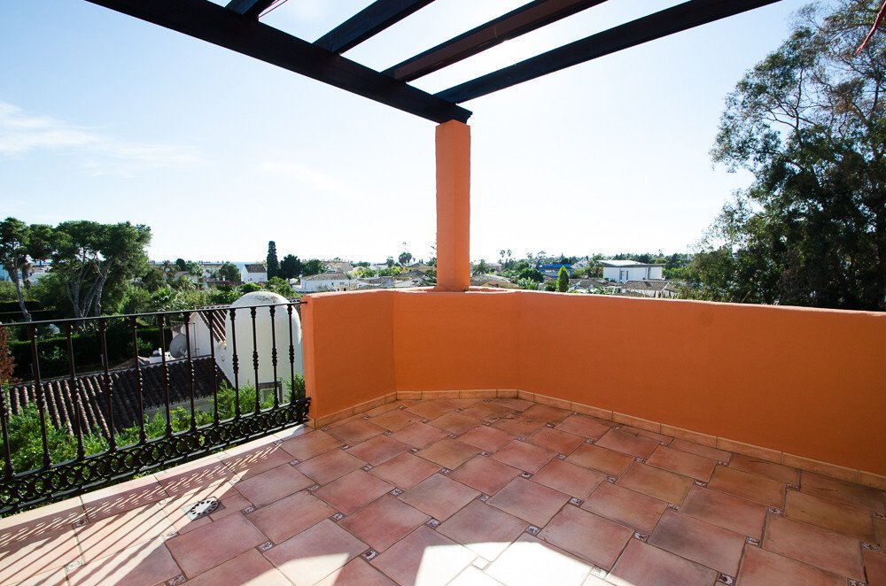 Penthouse in Estepona, Andalusia, Spain 2 - 16700610