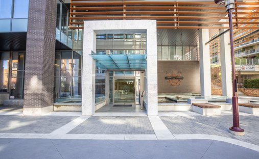 Condo in Victoria, British Columbia, Canada 1