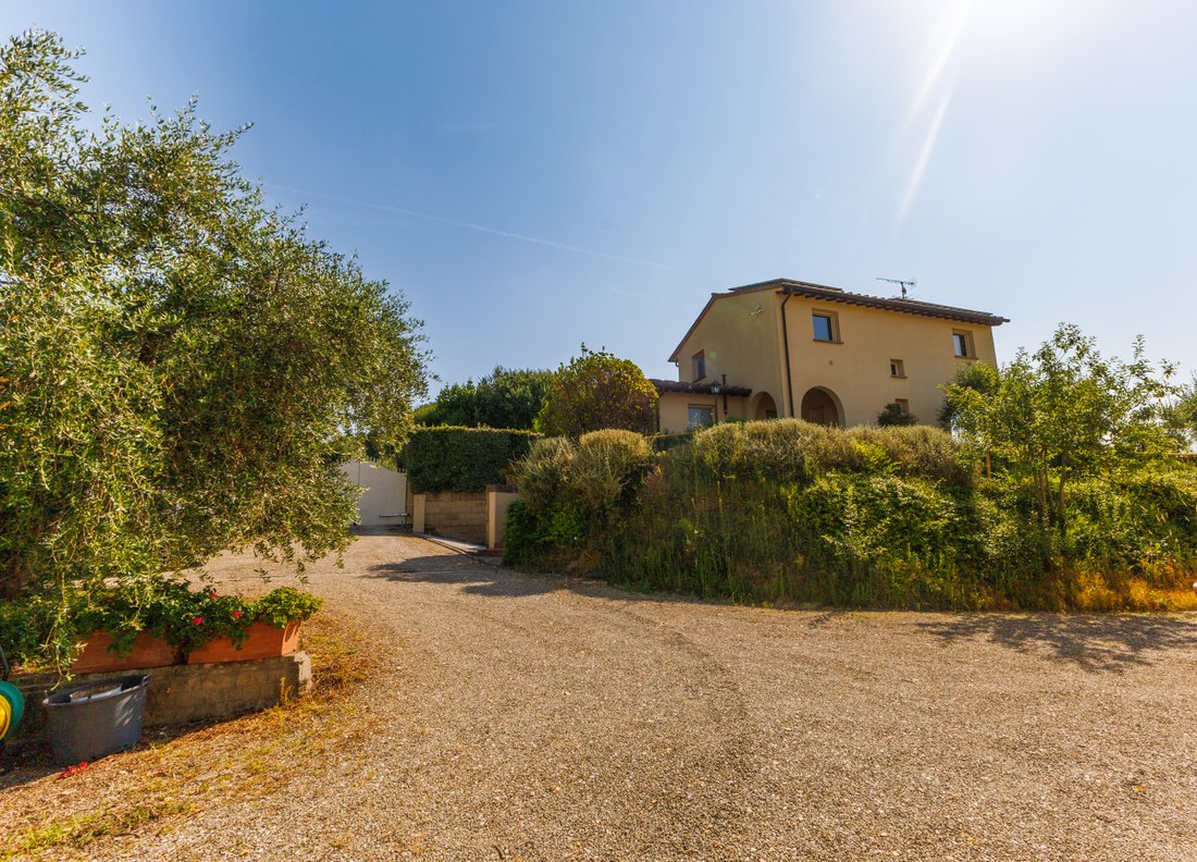 Villa a Montopoli in Val d'Arno, Toscana, Italia 3 - 16701888