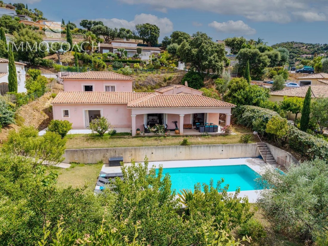 House in La Londe-les-Maures, Provence-Alpes-Côte d'Azur, France 4 - 15970614