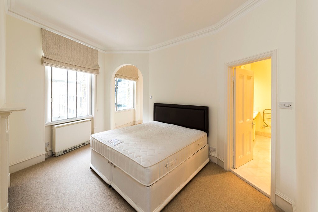 Townhouse in Ebury, Westminster, England 5 - 16702241