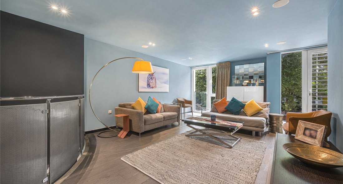 Townhouse in Fitzrovia, Camden, England 4 - 16702254