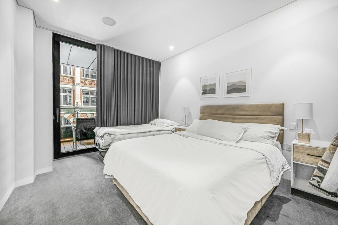 Apartment in Soho, England 4 - 16702110