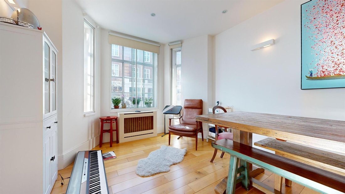 Apartment in Campden Hill, Kensington And Chelsea, England 3 - 16702051