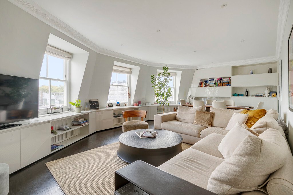 Apartment in Knightsbridge, Kensington And Chelsea, England 1 - 16702257