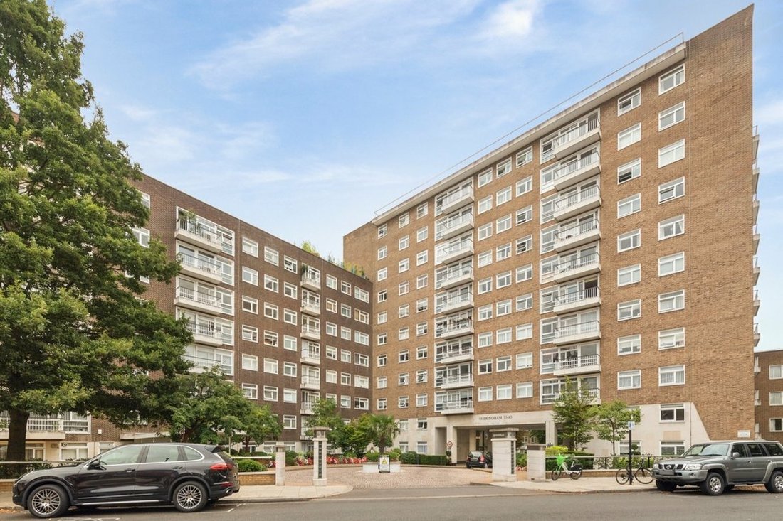 Apartment in St John's Wood, Westminster, England 1 - 16702238