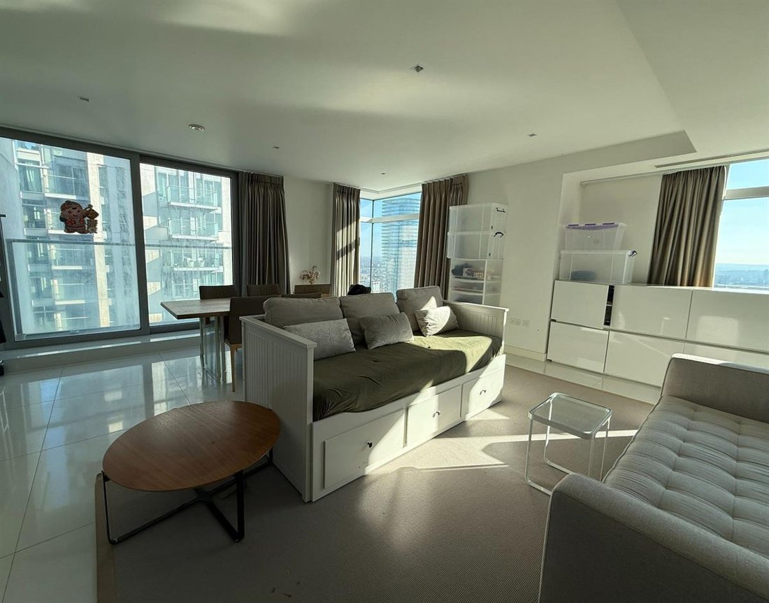 Apartment in Poplar, Tower Hamlets, England 2 - 16702033