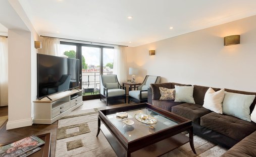House in Knightsbridge, Kensington And Chelsea, England 1