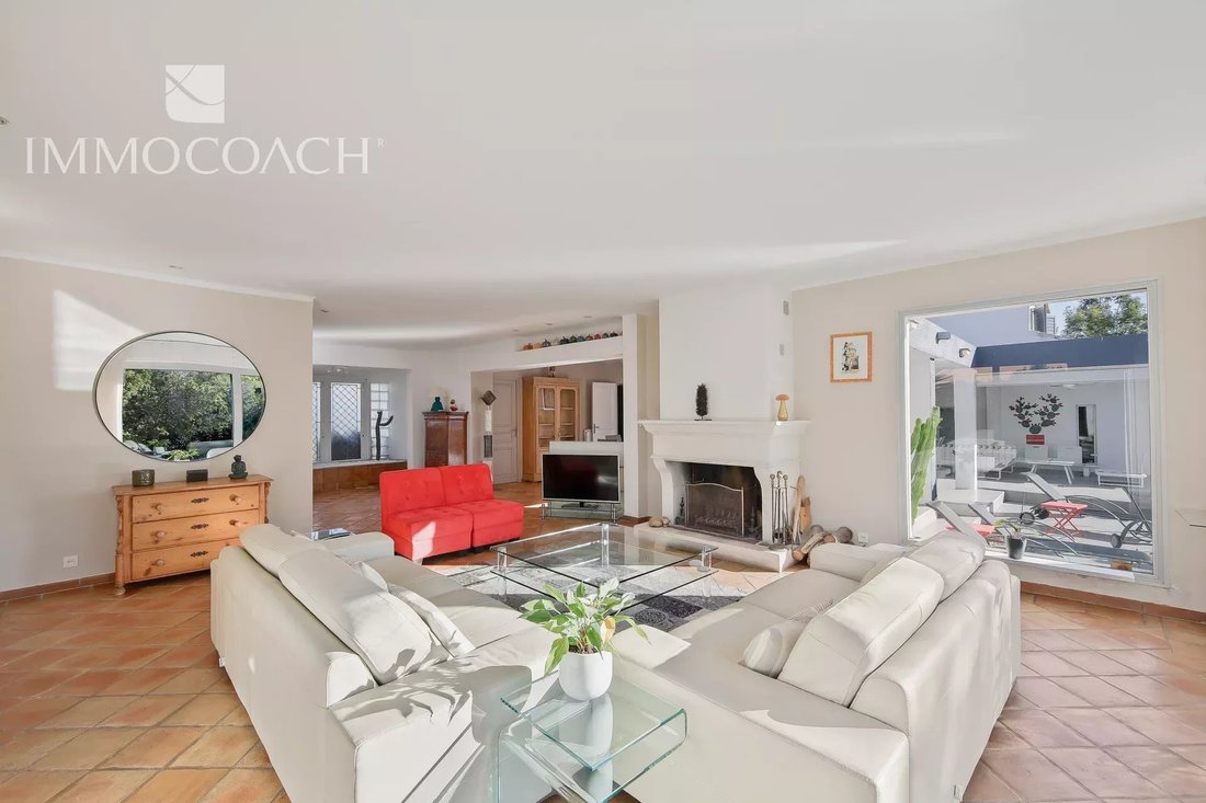 House in Centre Ville, Carqueiranne, France 3 - 16702165