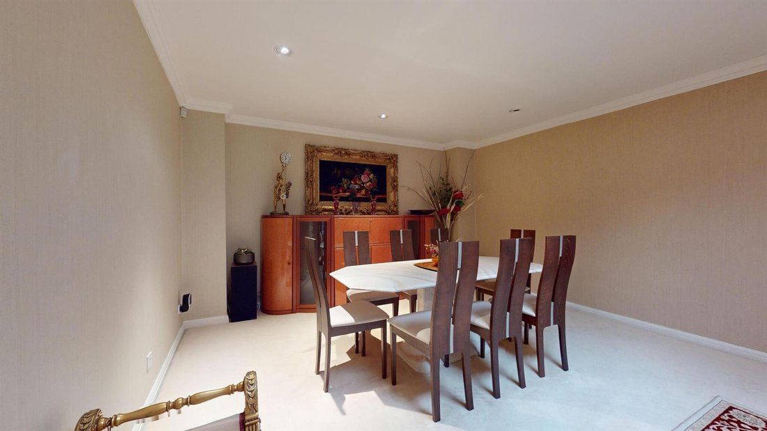 Apartment in Knightsbridge, Kensington And Chelsea, England 5 - 16702145