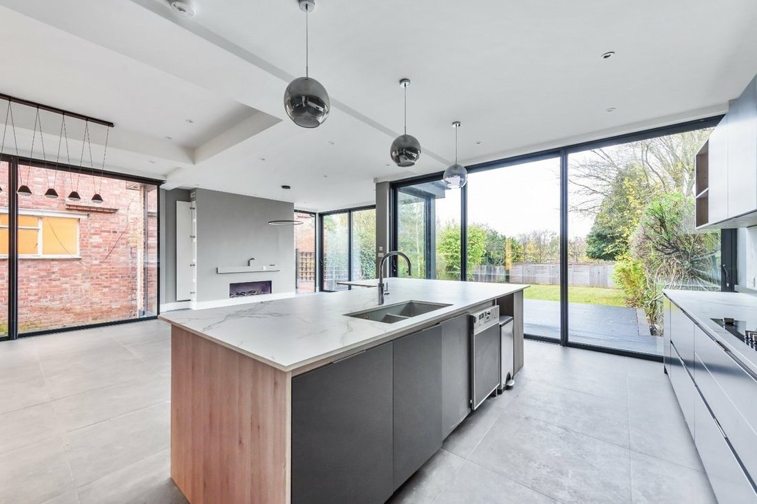 Haus in Willesden Green, Brent, England 3 - 16702210