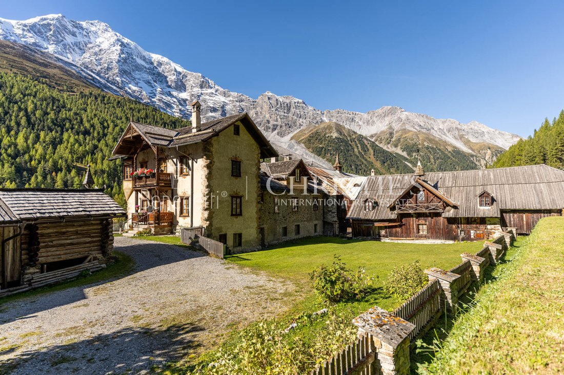 Estate in Stilfs - Stelvio / Stilfs, Trentino – Alto Adige/Südtirol, Italy 1 - 16702465