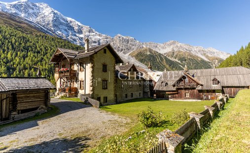 Estate in Stilfs - Stelvio / Stilfs, Trentino – Alto Adige/Südtirol, Italy 1