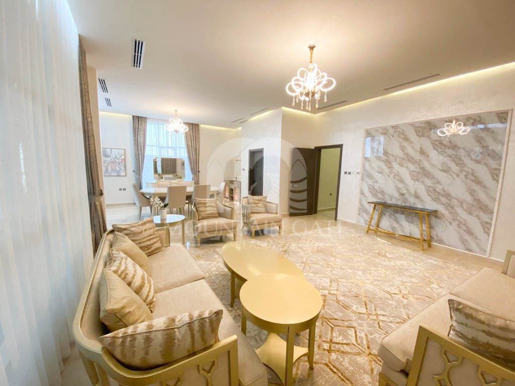 Villa in Al Ruwaidat Suburb, Sharjah Emirate, United Arab Emirates 1 - 16702577