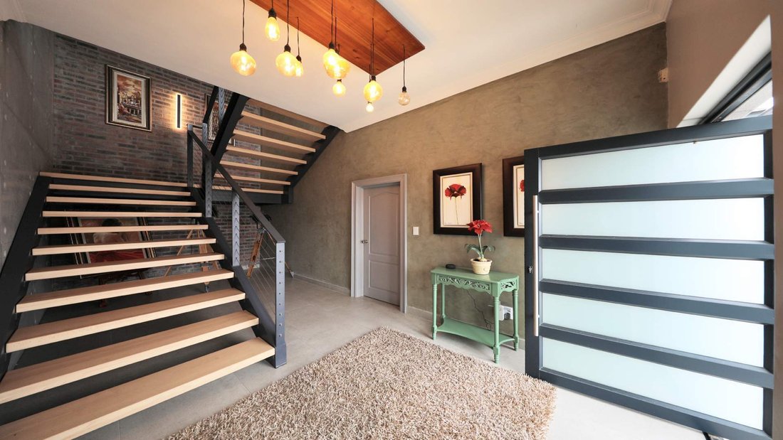 House in Glenlily, Cape Town, South Africa 5 - 16702487