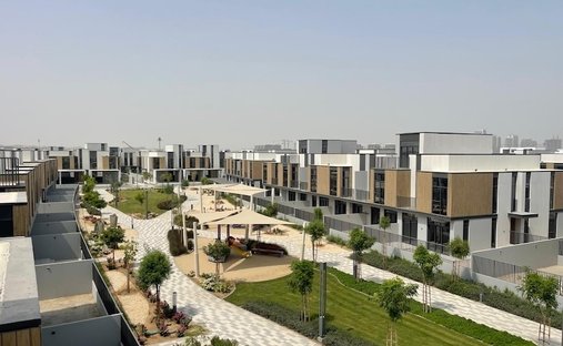 Townhouse en Al Hebiah Sexto, Al Hebiah, Dubái 1