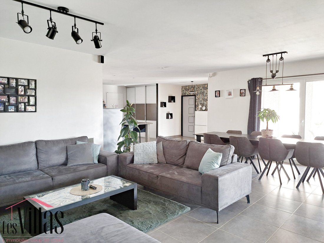 Villa in Cruscades, Occitania, France 4 - 16702344