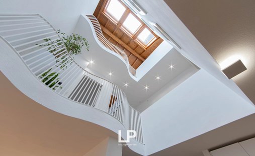 Haus in Arona, Piemont, Italien 1