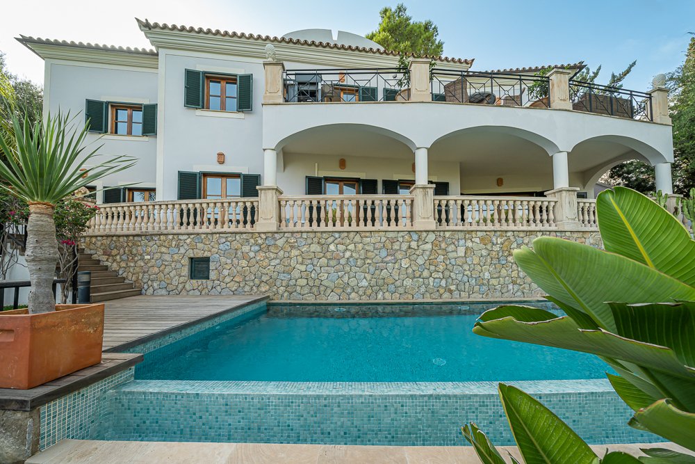 Villa in Costa d'en Blanes, Calvia, Balearic Islands 1 - 16702290