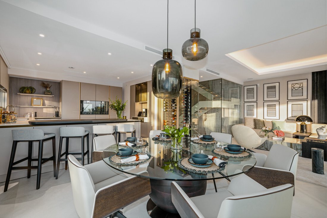 Villa in Nueva Andalucia, Marbella, Spain 5 - 16702559