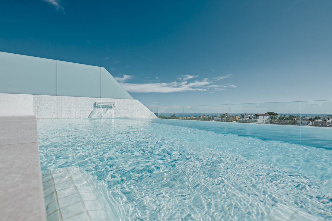 Villa in Nueva Andalucia, Marbella, Spain 2 - 16702559