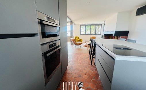 House in Olonne-sur-Mer, Les Sables-d'Olonne, France 1