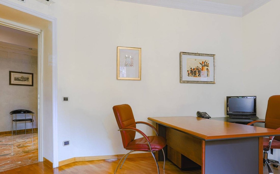 Apartment in Prati, Rome, Italy 4 - 16702312