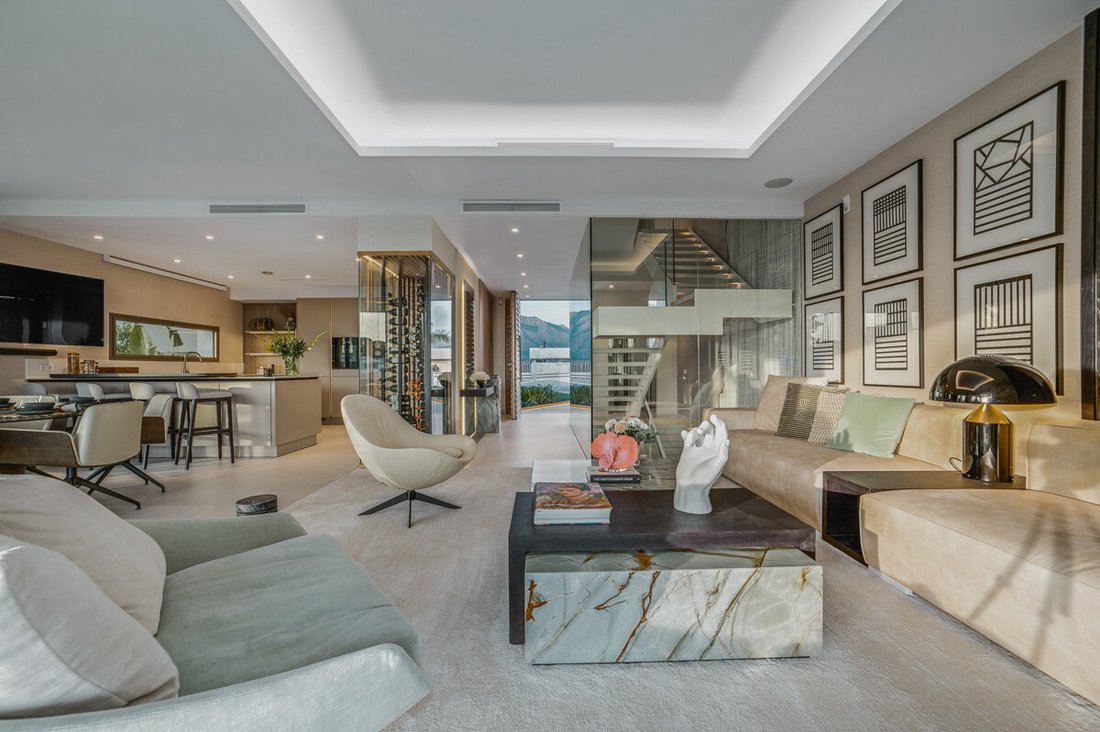 Villa in Nueva Andalucia, Marbella, Spain 4 - 16702559