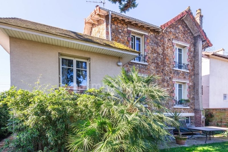 House in Les Trembleaux, Sartrouville, France 1 - 16702476