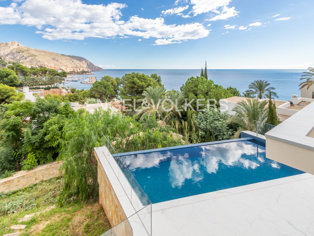 Villa in Altea, Valencian Community, Spain 2 - 11737120