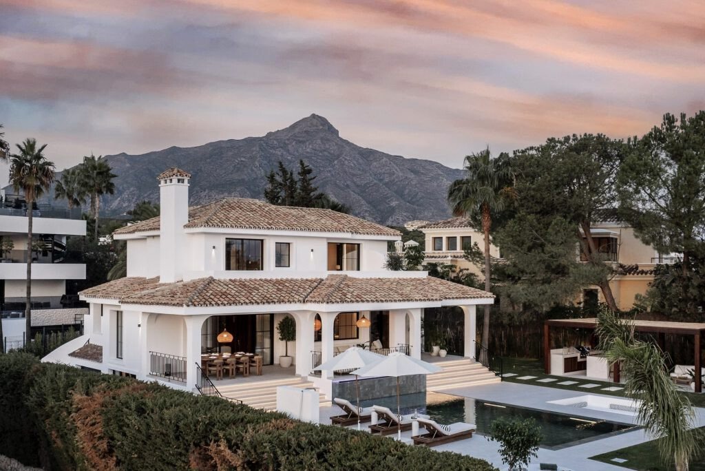 Villa in Nueva Andalucia, Marbella, Spain 2 - 16702284