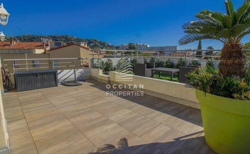Apartment in Saint Nicolas, Cannes, France 1