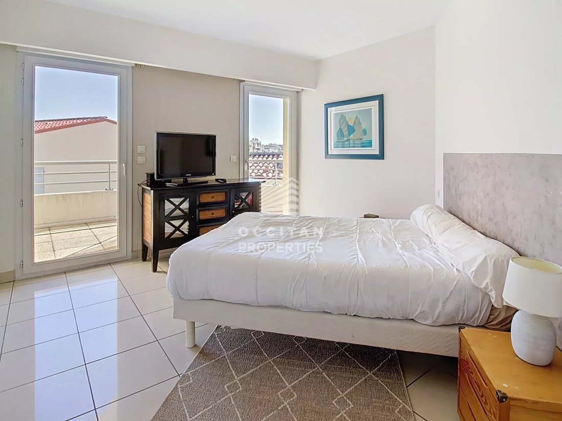 Apartment in Saint Nicolas, Cannes, France 5 - 16702506