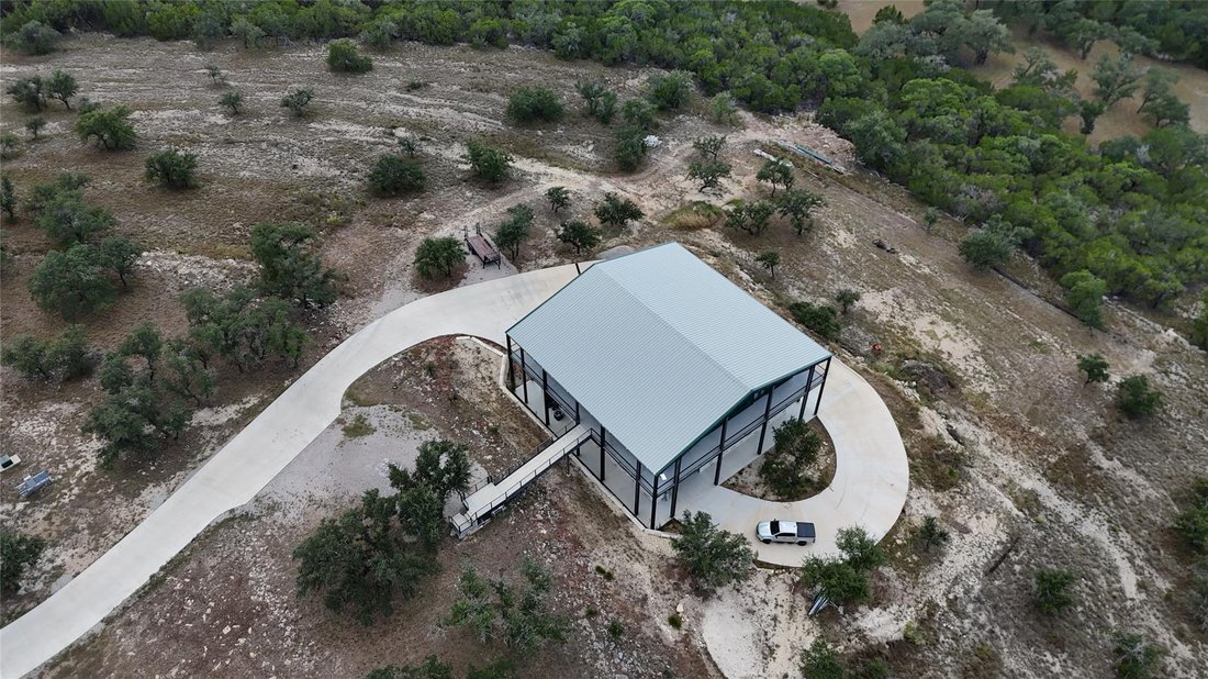 House in Spicewood, Texas, United States 5 - 16702789