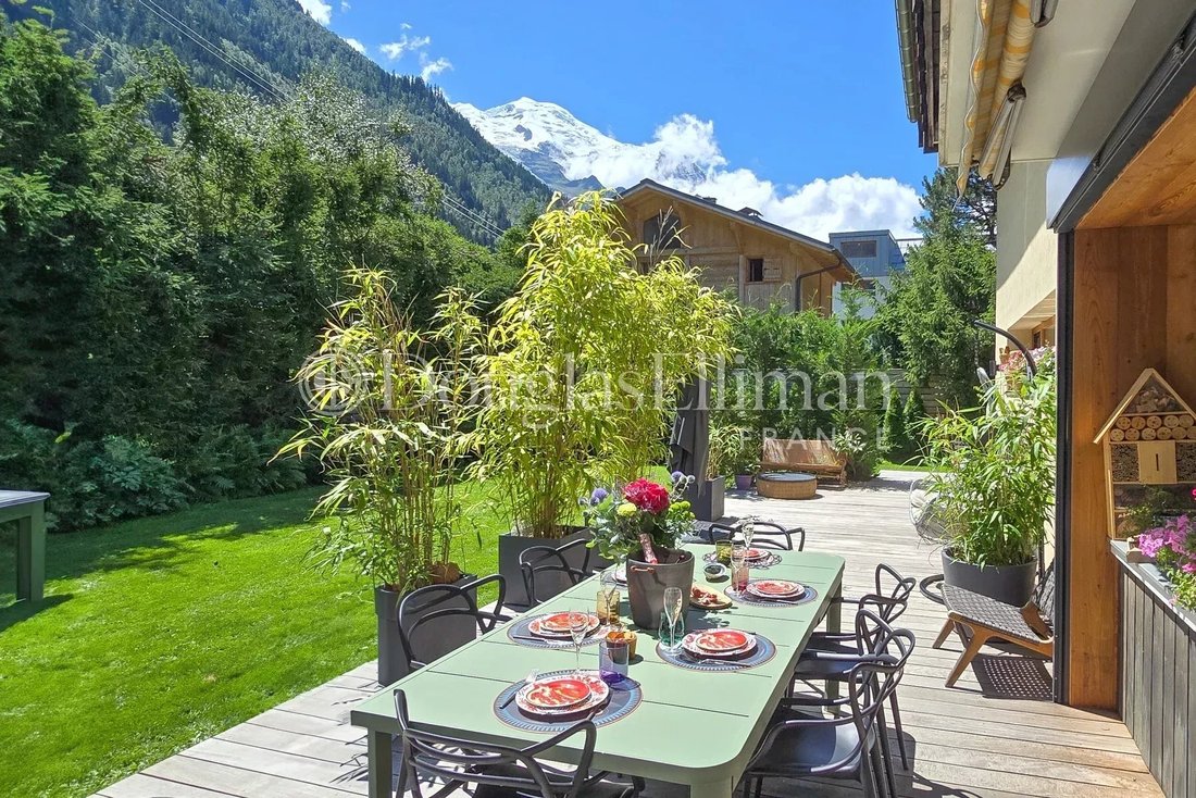 Apartment in Chamonix-Mont-Blanc, Auvergne-Rhône-Alpes, France 2 - 15233467