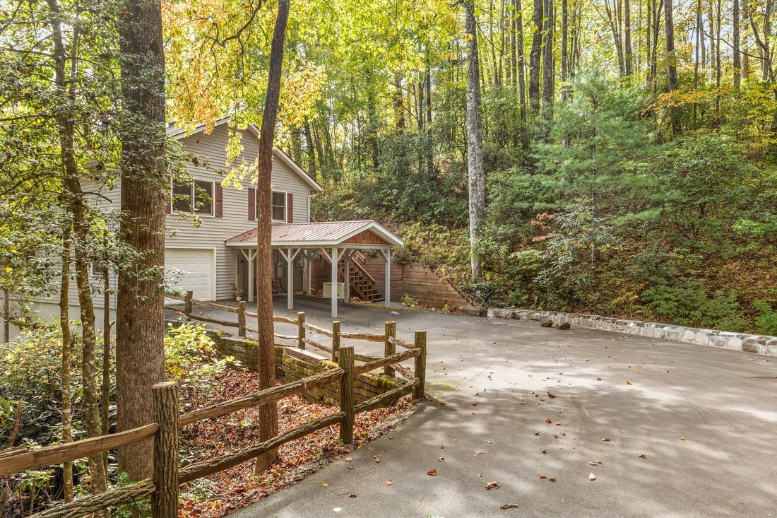 House in Cashiers, North Carolina, United States 2 - 16703224