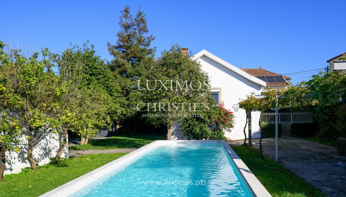 Villa in Milheiros, Porto District, Portugal 1 - 16702890