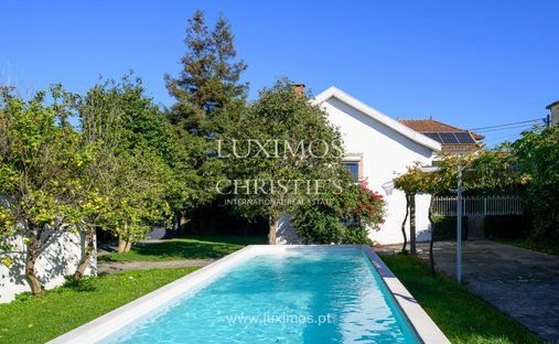 Villa in Milheiros, Porto District, Portugal 1