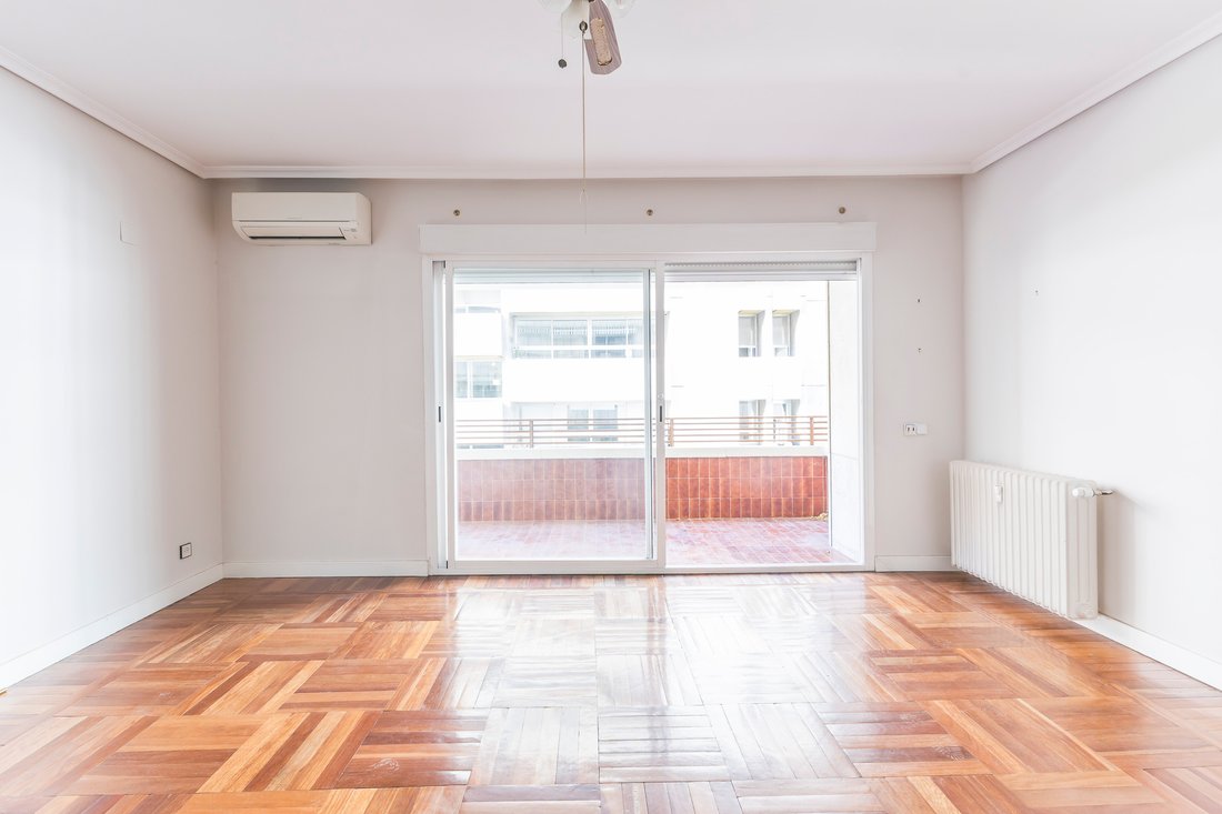 Apartment in Chamberi, Madrid, Spain 4 - 16704541