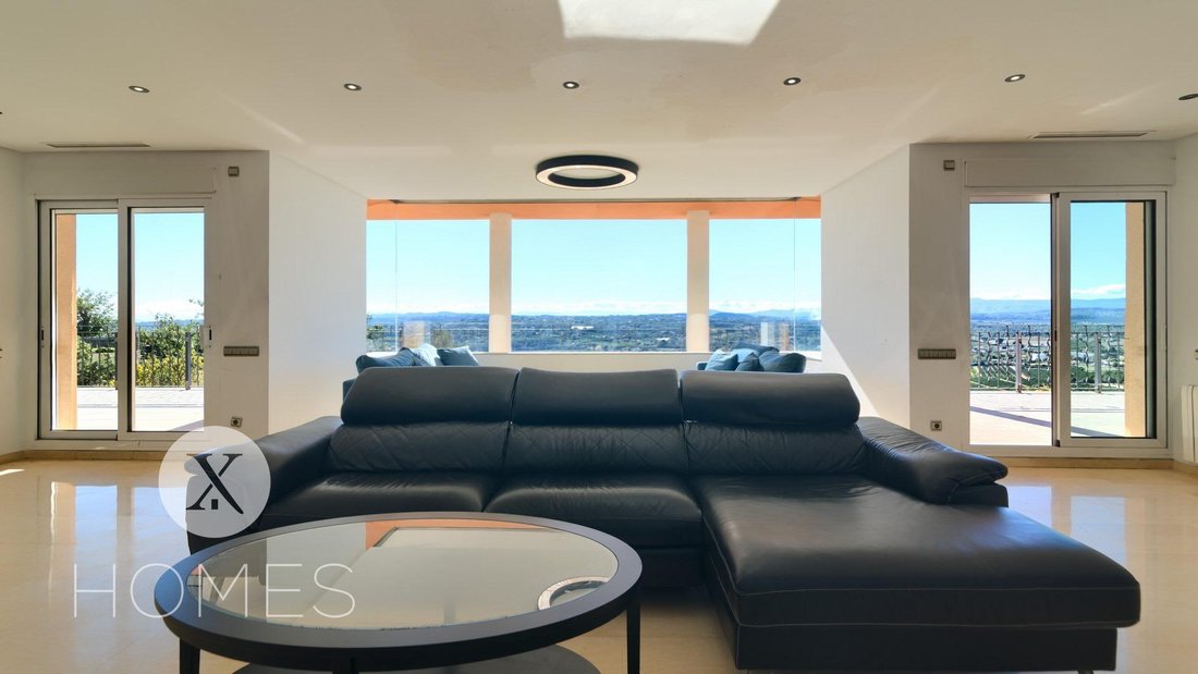 Villa in Torrent, Valencian Community, Spain 3 - 16704050