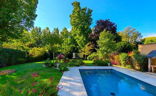 Castle for Sale in La Flèche, Pays de la Loire, France