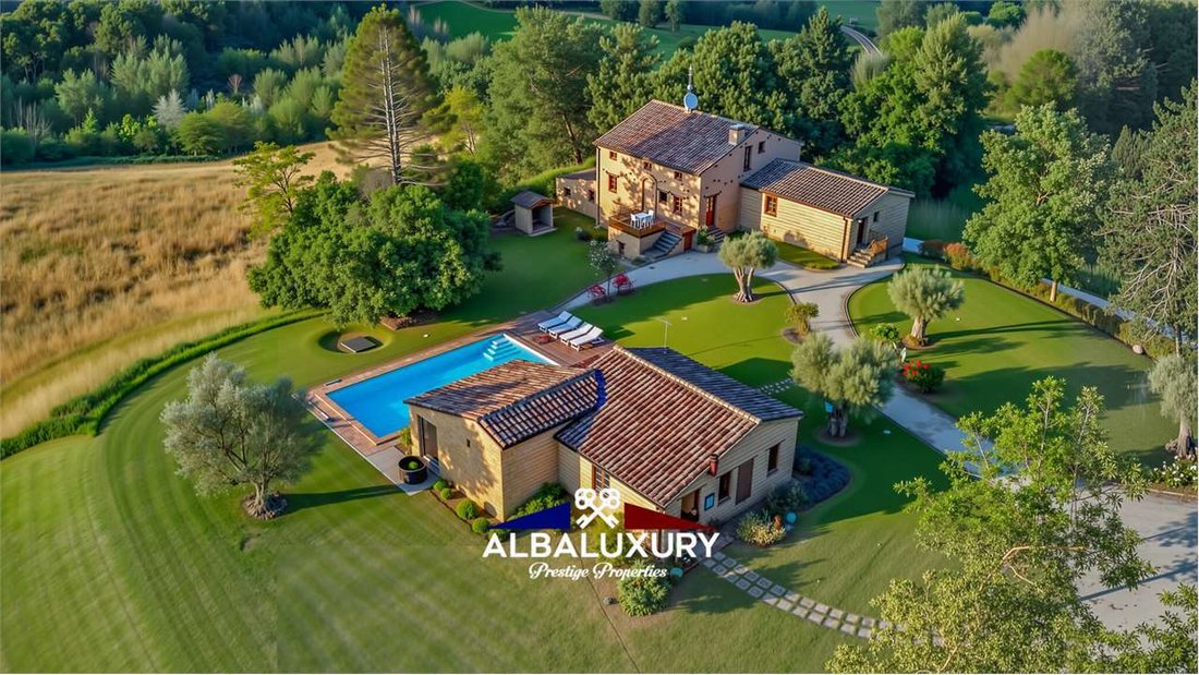 Villa in Gualdo, Marche, Italy 1 - 15345558