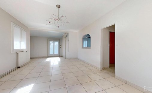 Stunning 19th Century Château Fully Renovated At The Gates Of Bordeaux