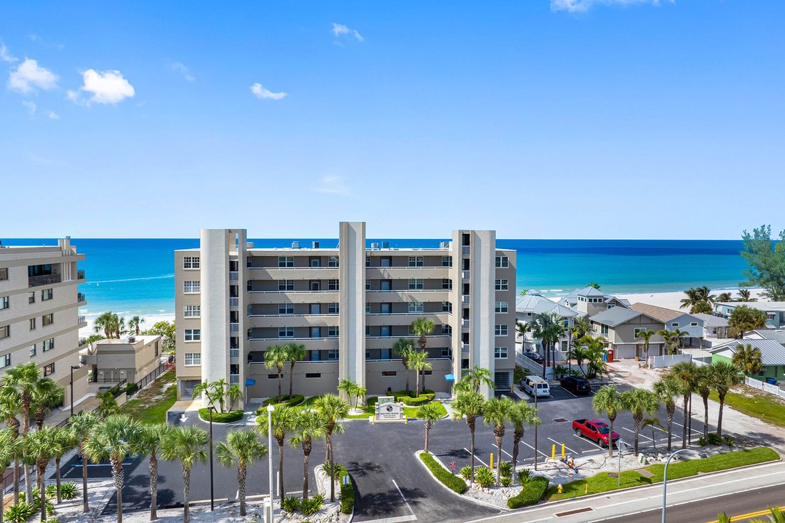 Condo in Indian Shores, Florida, United States 2 - 16546173