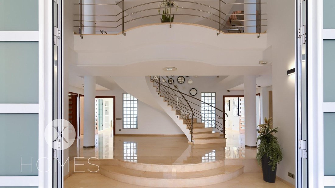 Villa in Torrent, Valencian Community, Spain 1 - 16704050