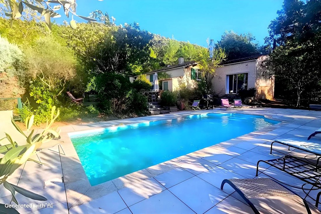 Villa in Nord Est, Auriol, France 2 - 16703416